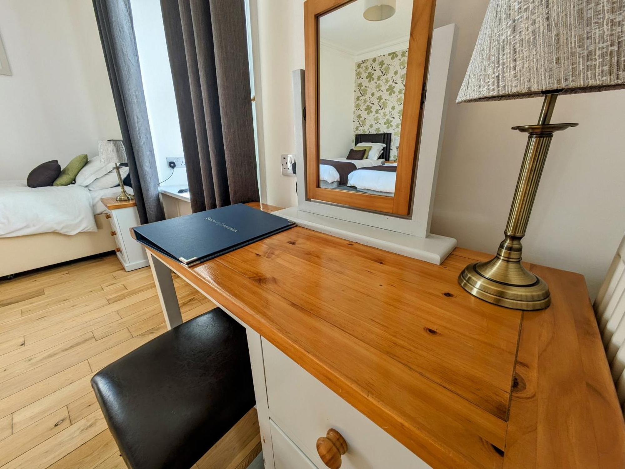 The Havelock Hotel Nairn Room photo